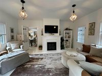 1020 E Park Drive, Midland, MI 48640