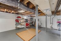 1020 E Park Drive, Midland, MI 48640