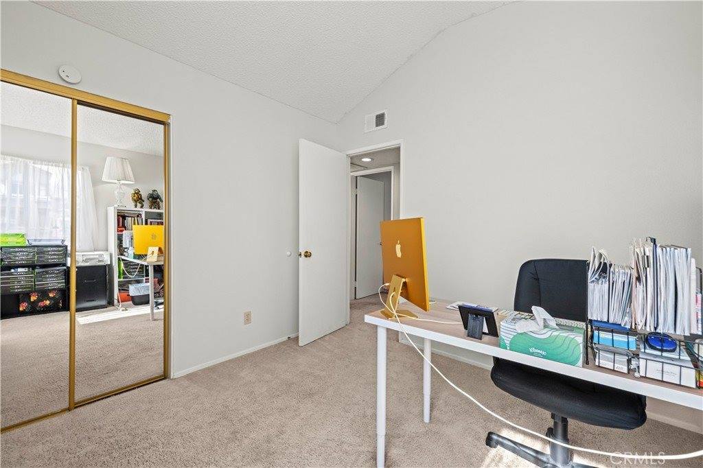 19859 Sandpiper Place, Newhall, CA 91321