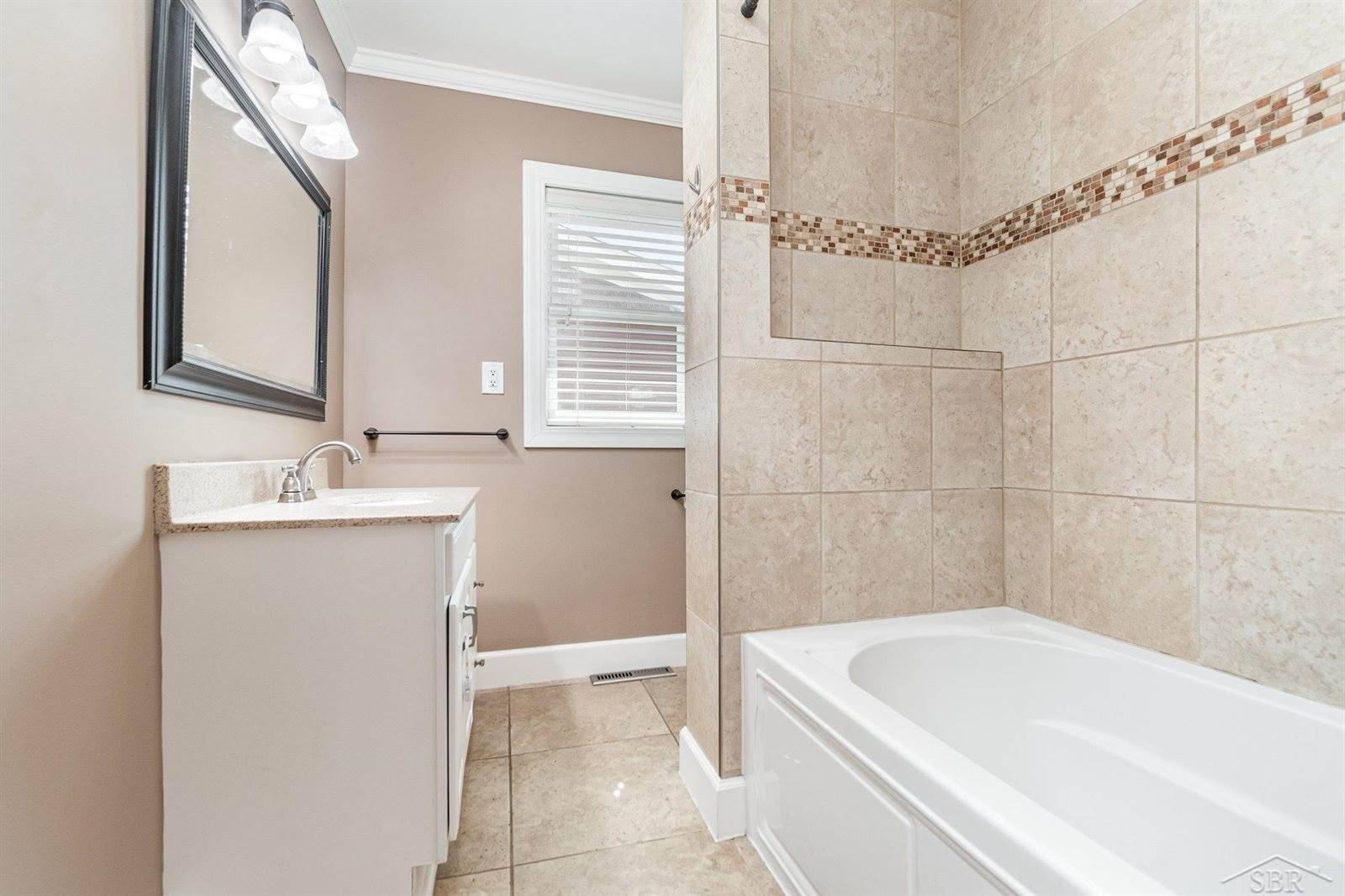 2314 Marshall Court, Saginaw, MI 48602