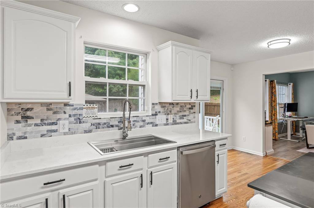 3015 Canterbury Park Drive, Winston-Salem, NC 27127