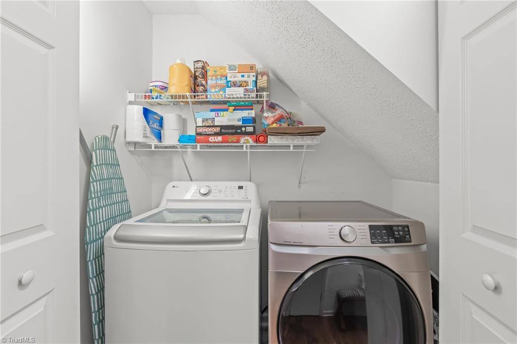 3015 Canterbury Park Drive, Winston-Salem, NC 27127