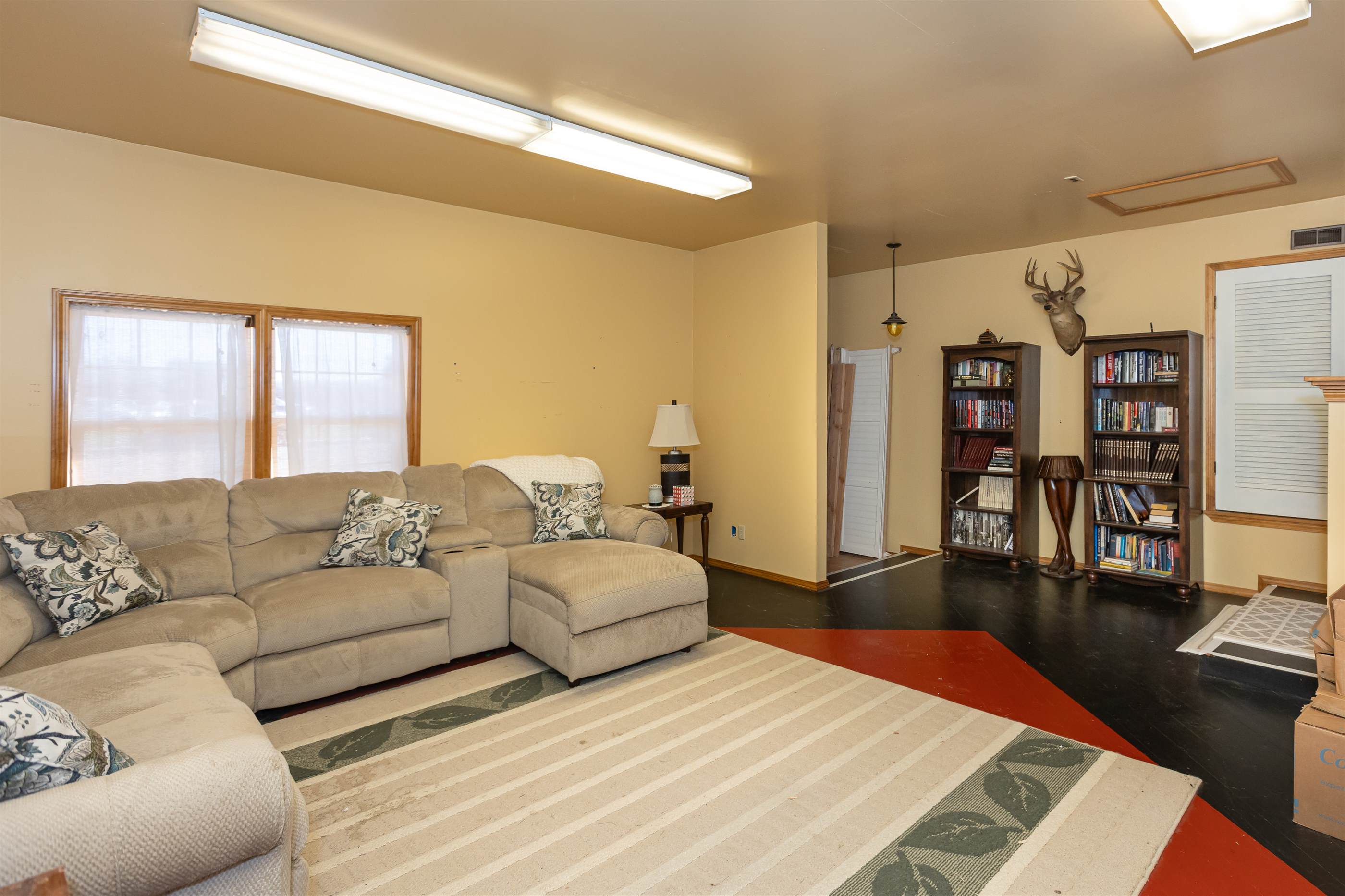 215 Maxwell Circle, Ulysses, KS 67880