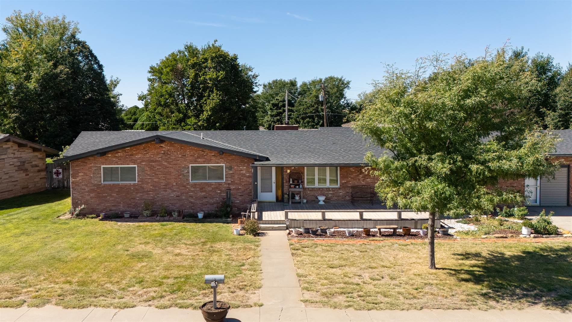 215 Maxwell Circle, Ulysses, KS 67880