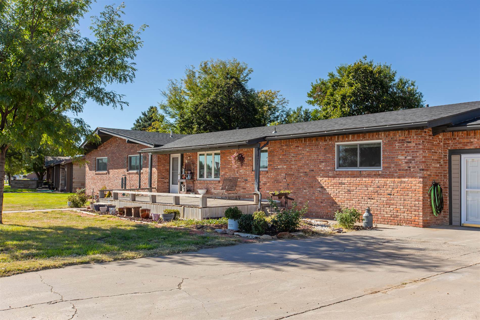 215 Maxwell Circle, Ulysses, KS 67880