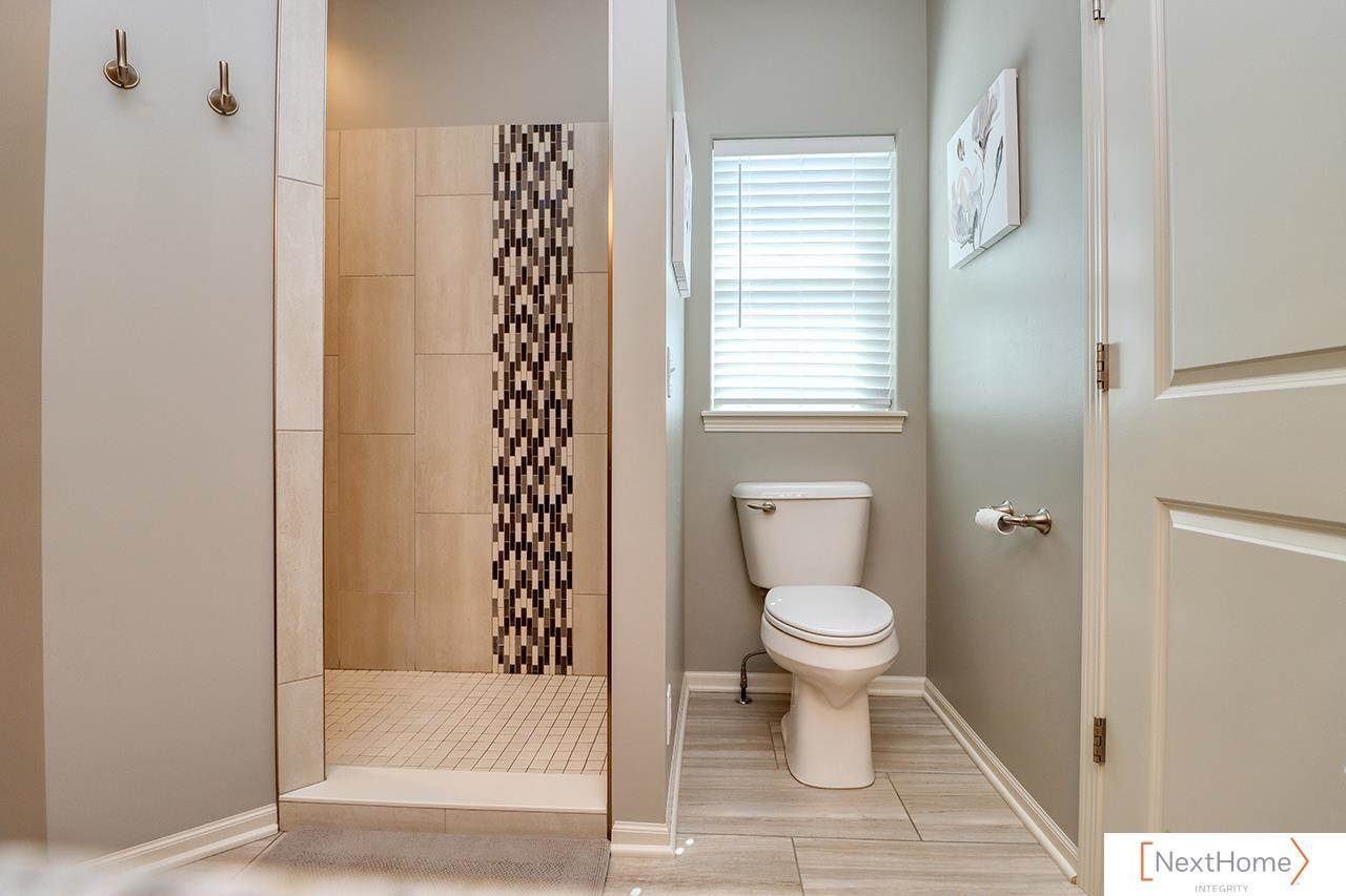 8101 South 67th Street, Lincoln, NE 66851