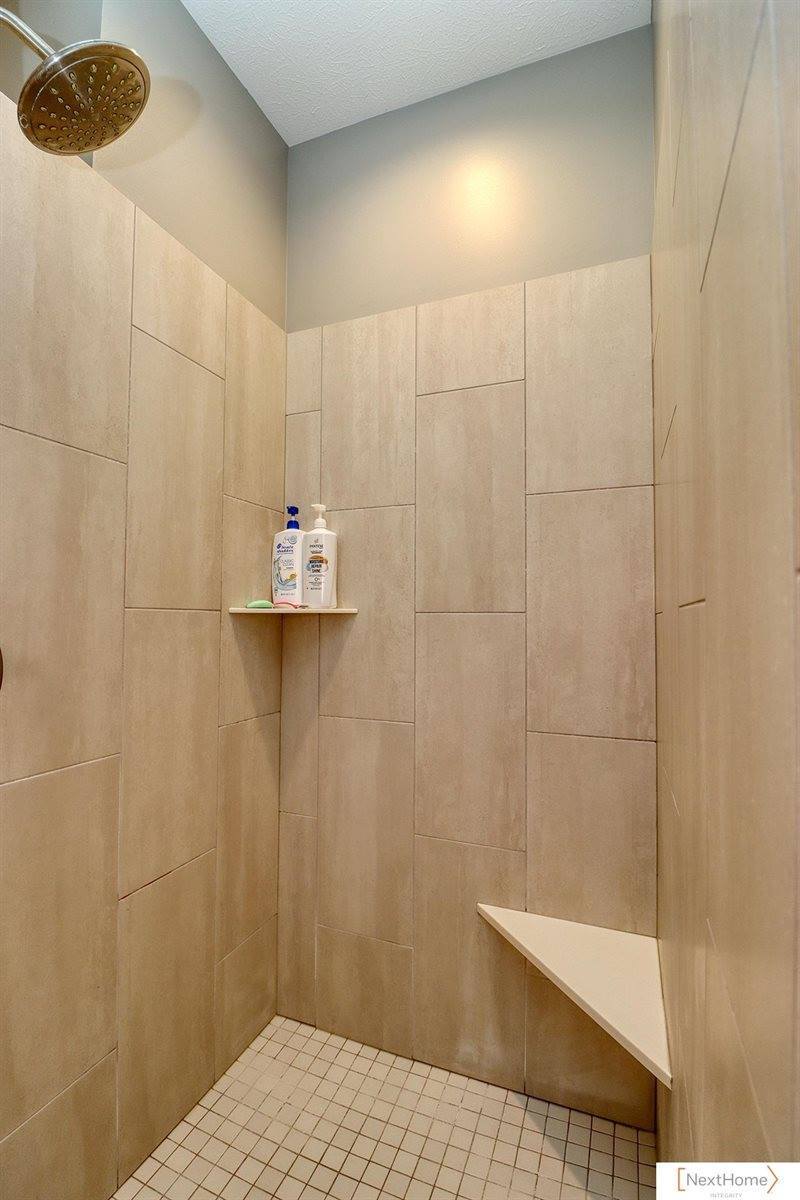 8101 South 67th Street, Lincoln, NE 66851