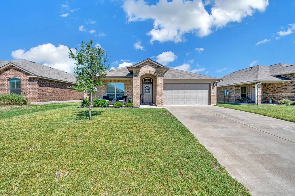 2924 Beutel Road, Lorena, TX 76655