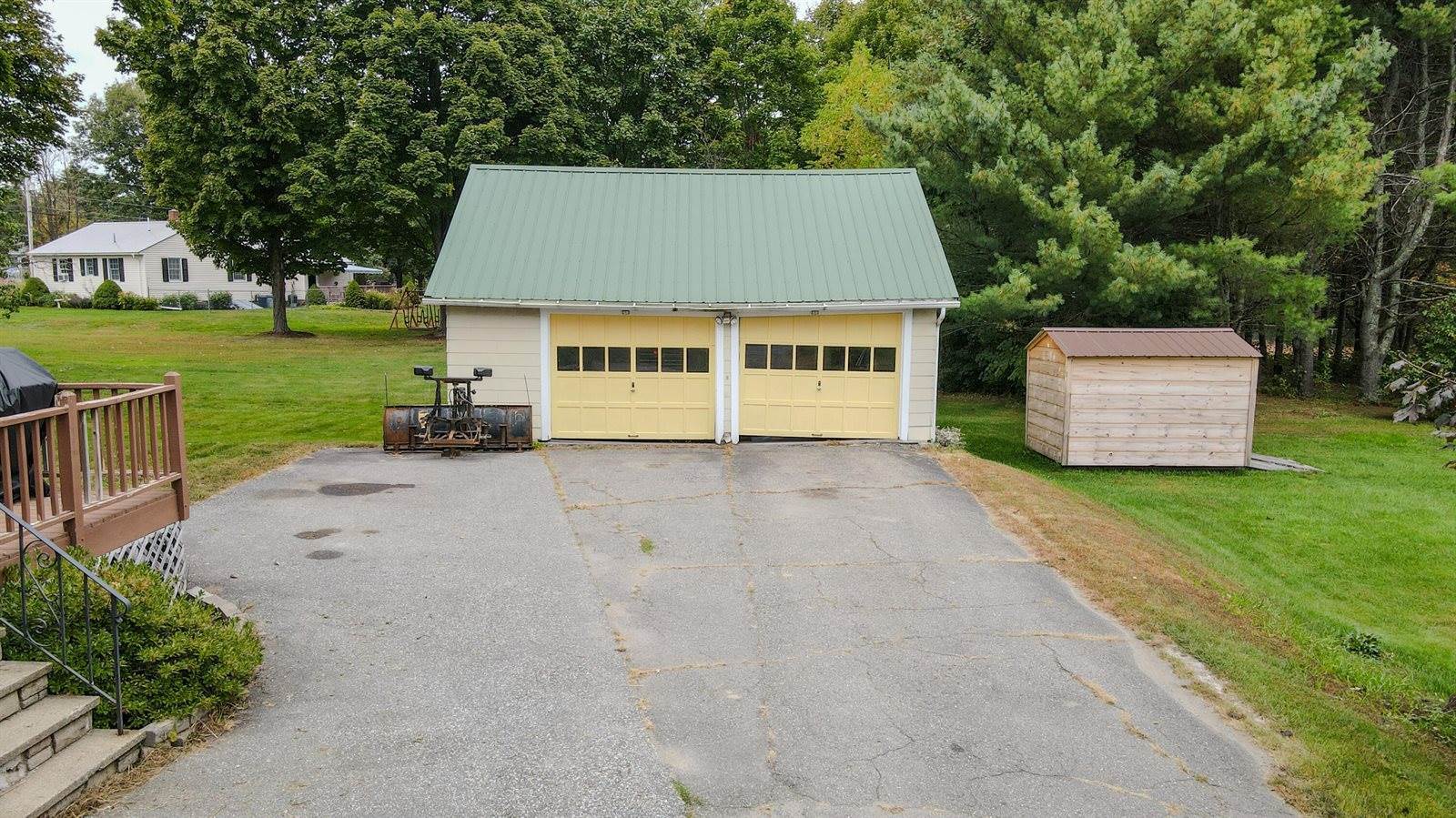 377 Somerset Avenue, Pittsfield, ME 04967