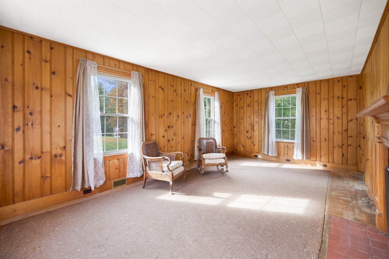 165 Bradley Road, Milford, ME 04461