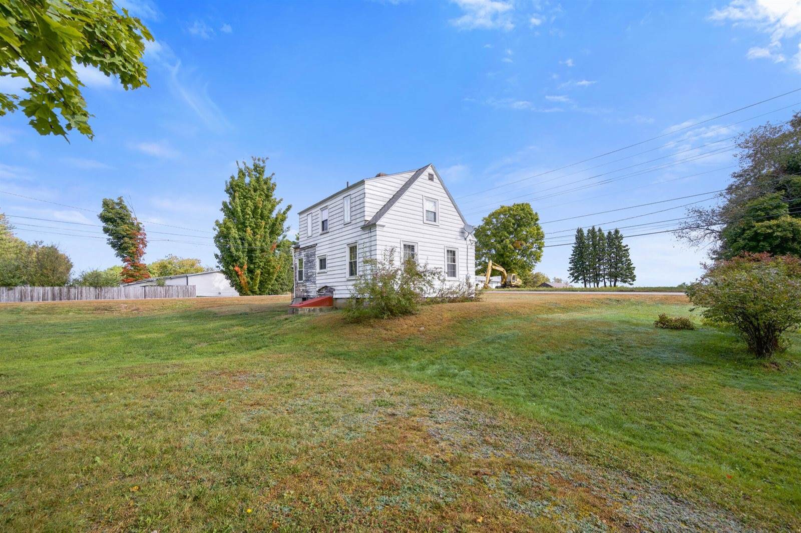 165 Bradley Road, Milford, ME 04461