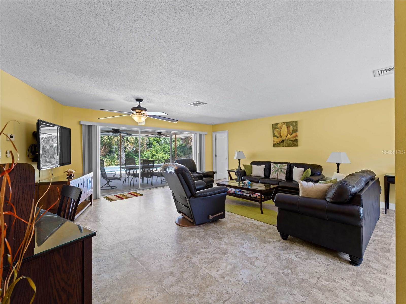 424 Baycrest Drive, Venice, FL 34285