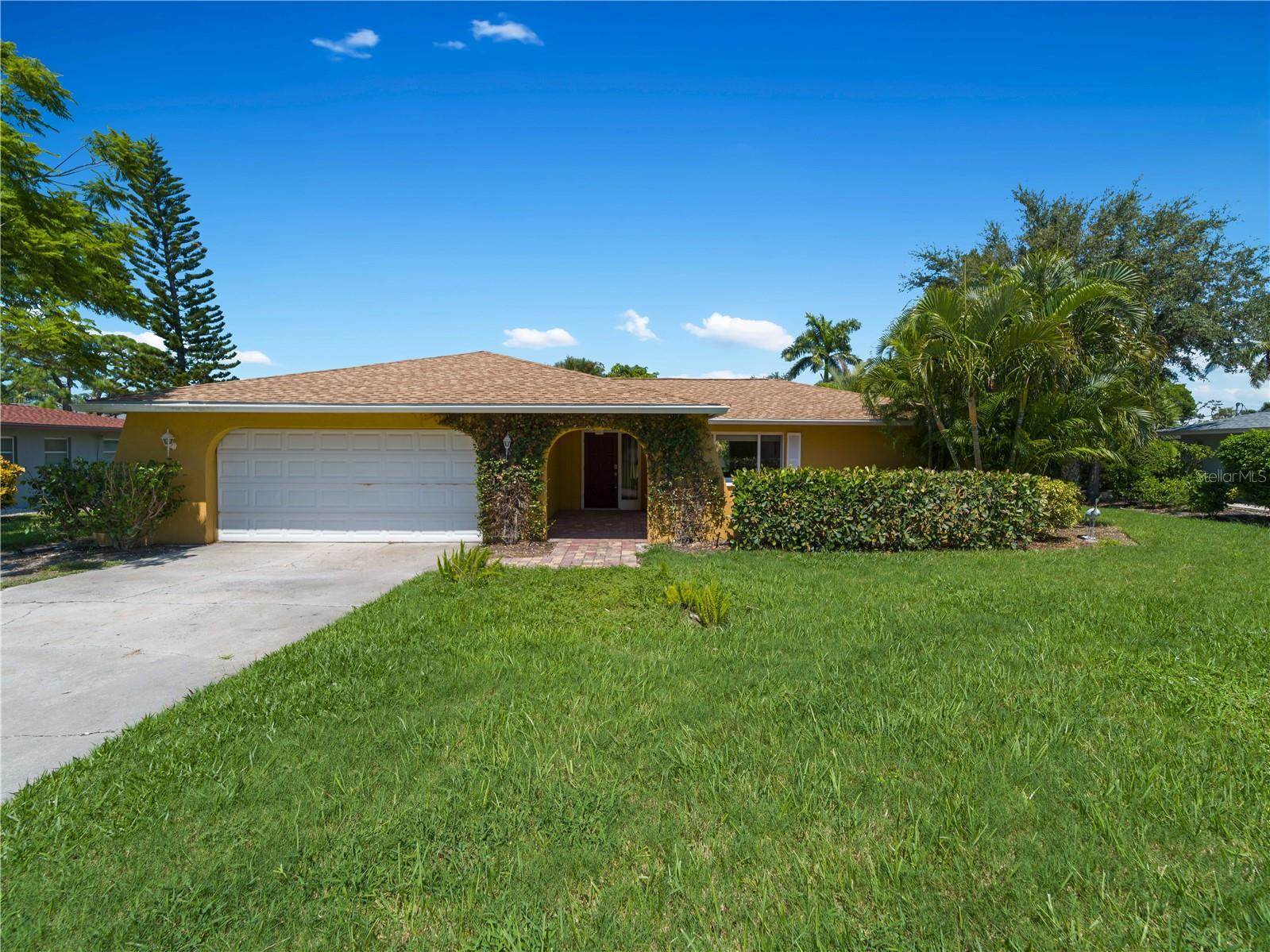 424 Baycrest Drive, Venice, FL 34285