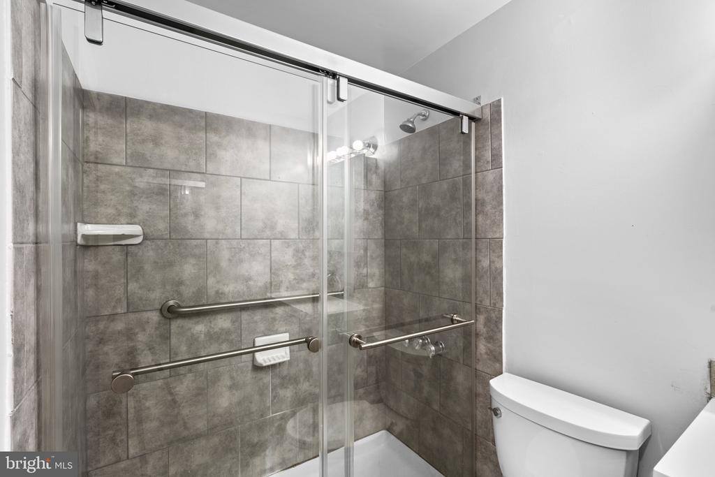 5430 King Arthur Circle, Rosedale, MD 21237