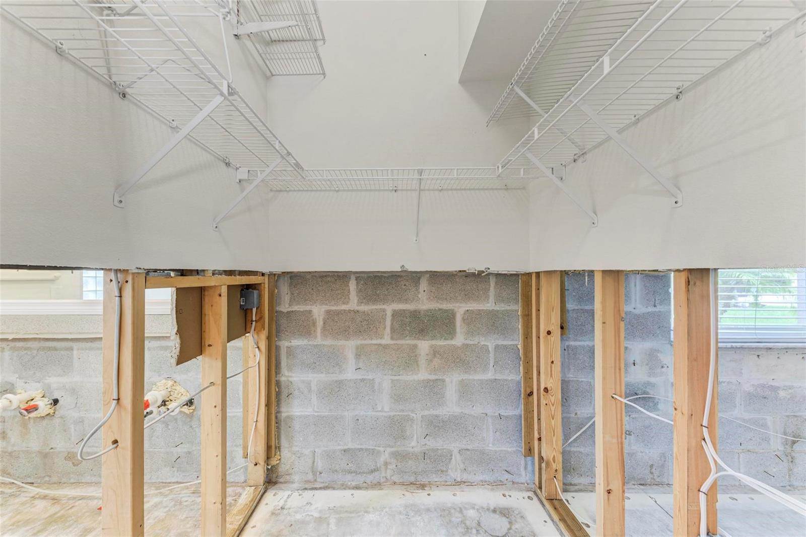 2278 Vintage Street, Sarasota, FL 34240