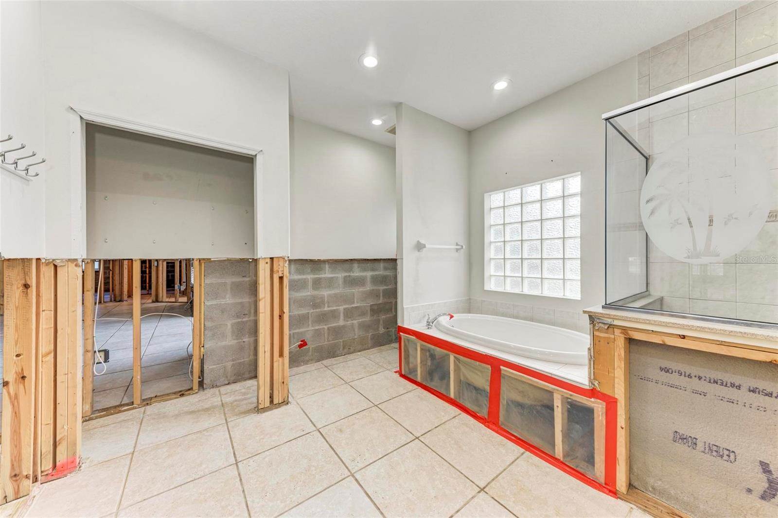 2278 Vintage Street, Sarasota, FL 34240