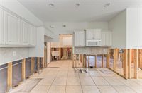 2278 Vintage Street, Sarasota, FL 34240