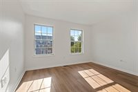 37 Cypress St, Jersey City, NJ 07305