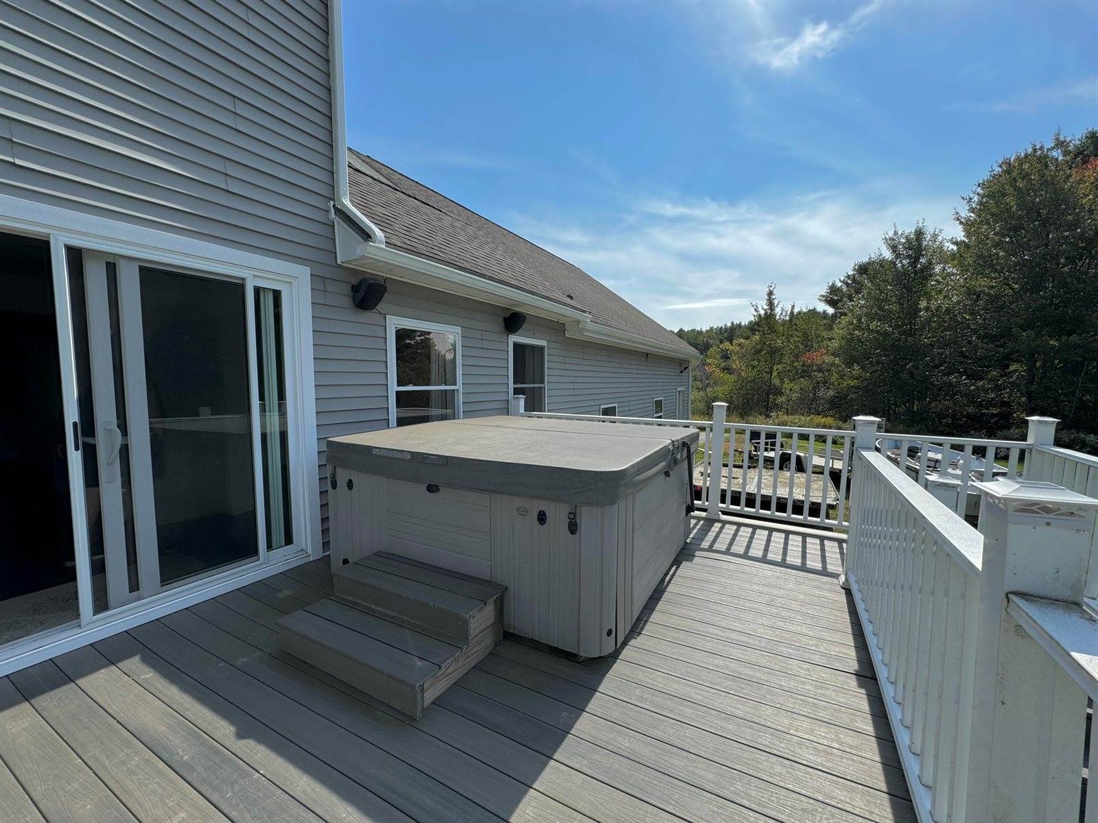 43 Schoolhouse Road, Winterport, ME 04496