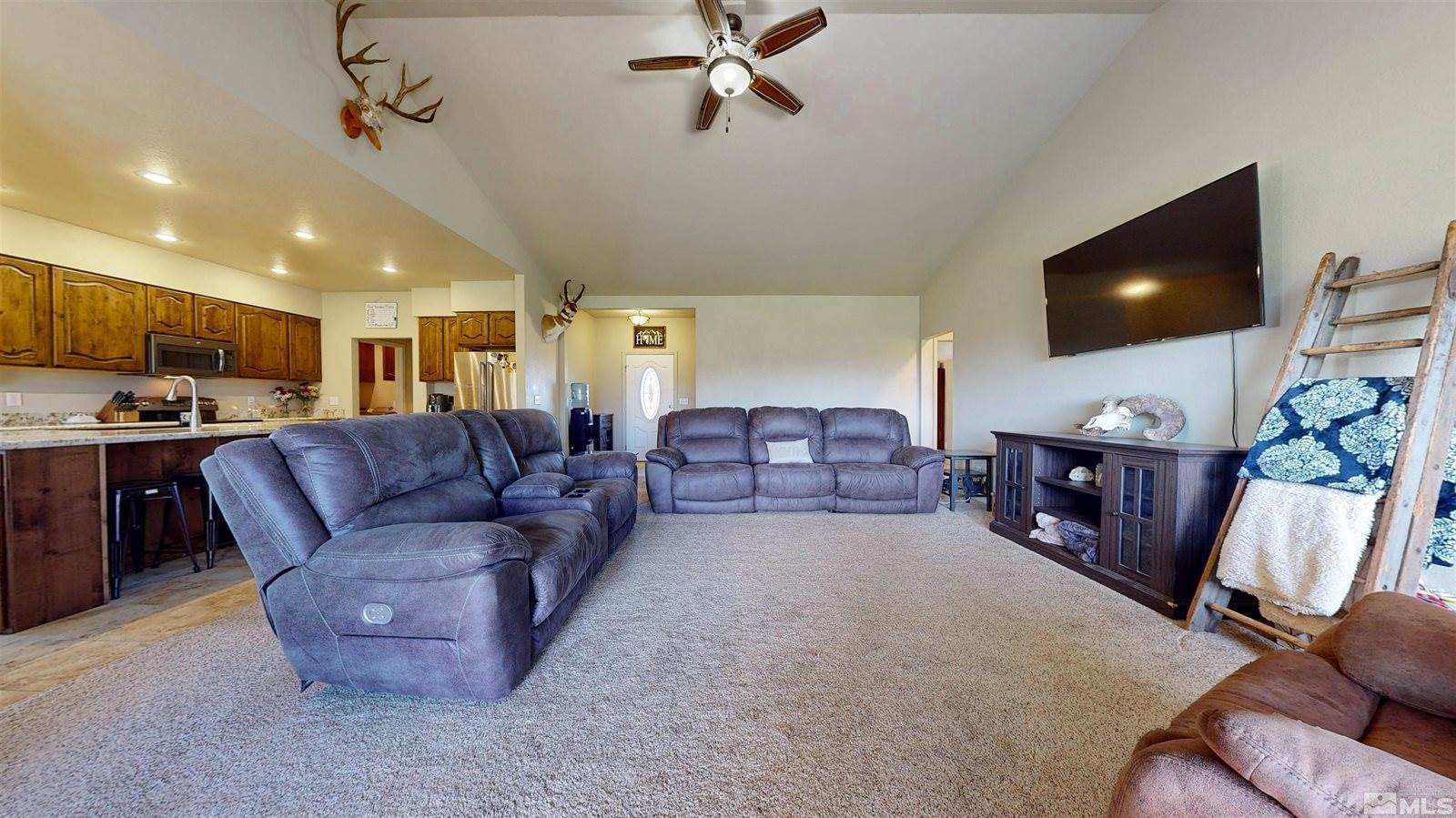 9835 Sabin Dr, Winnemucca, NV 89445