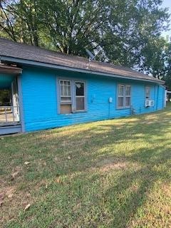 215 3rd Street, Ola, AR 72853