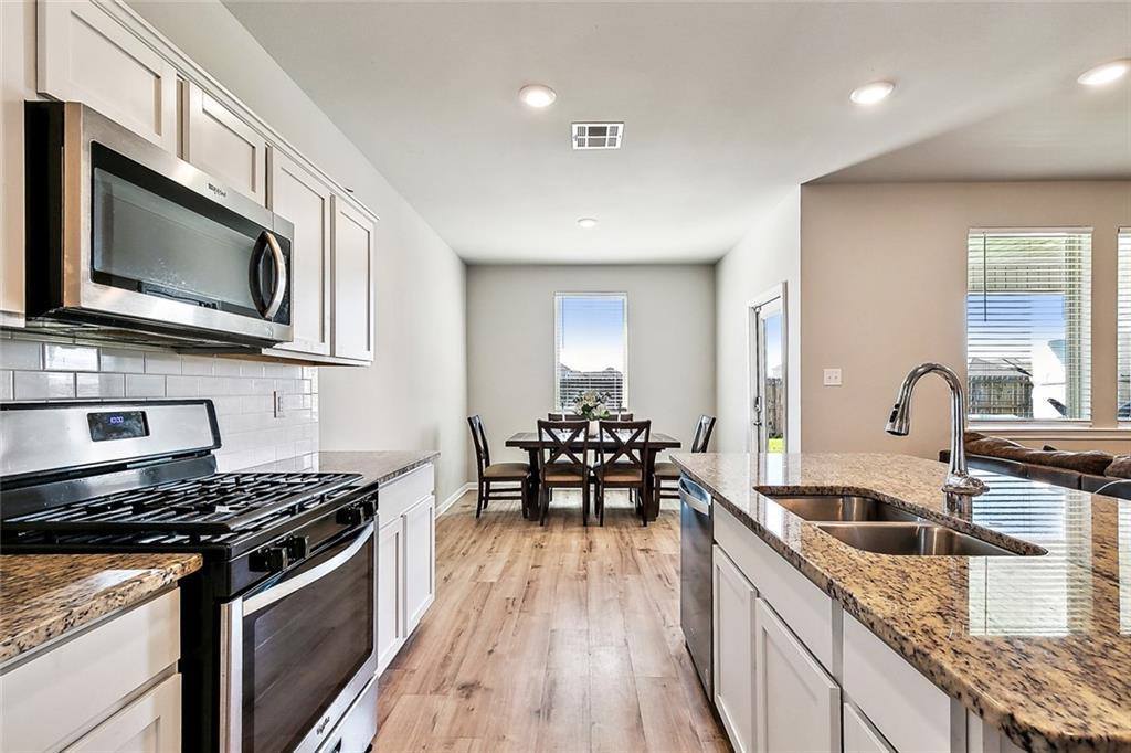 1833 East Lakeshore Landing Drive, Slidell, LA 70461