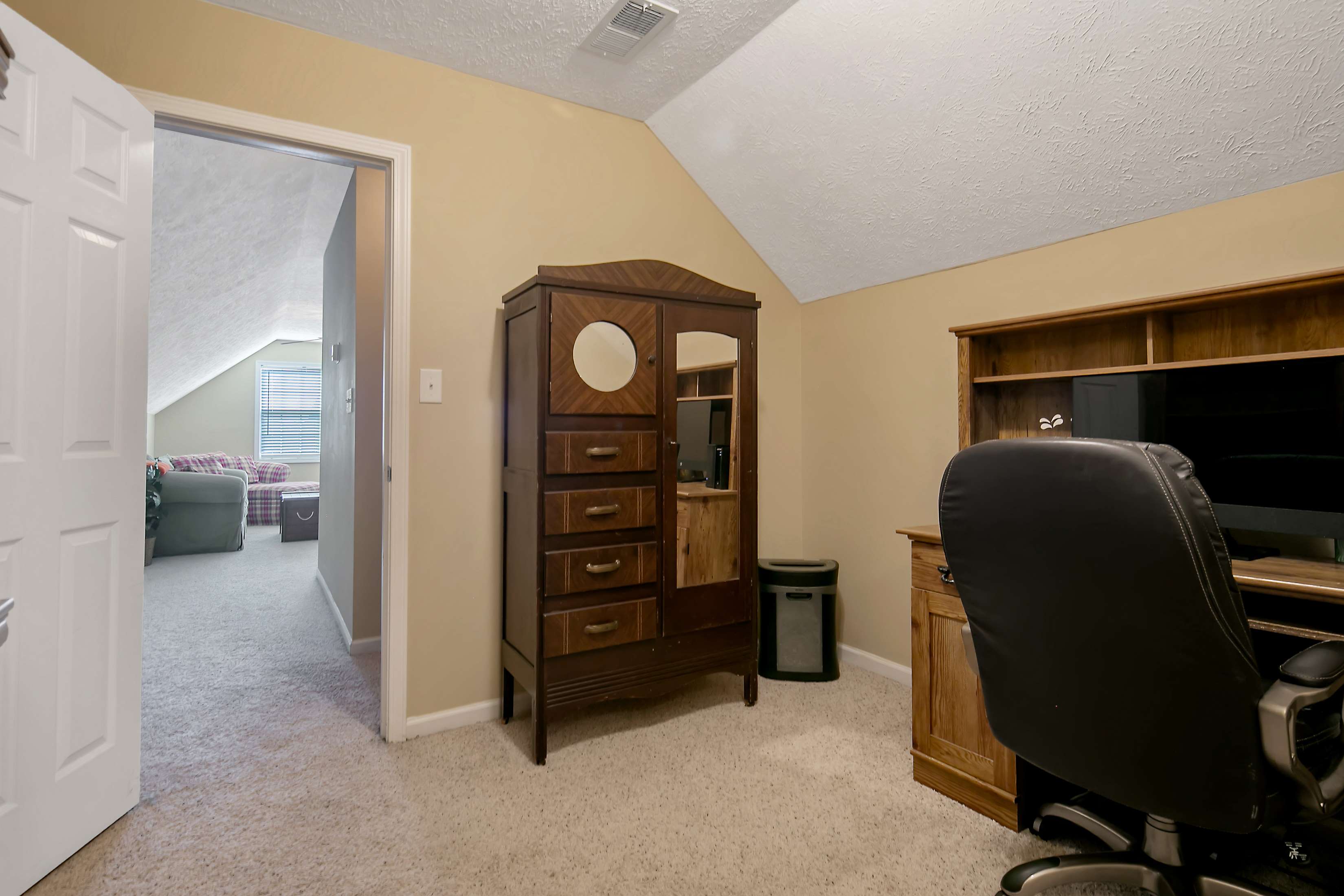 5604 Quiet Acres Lane, Wade, NC 28395