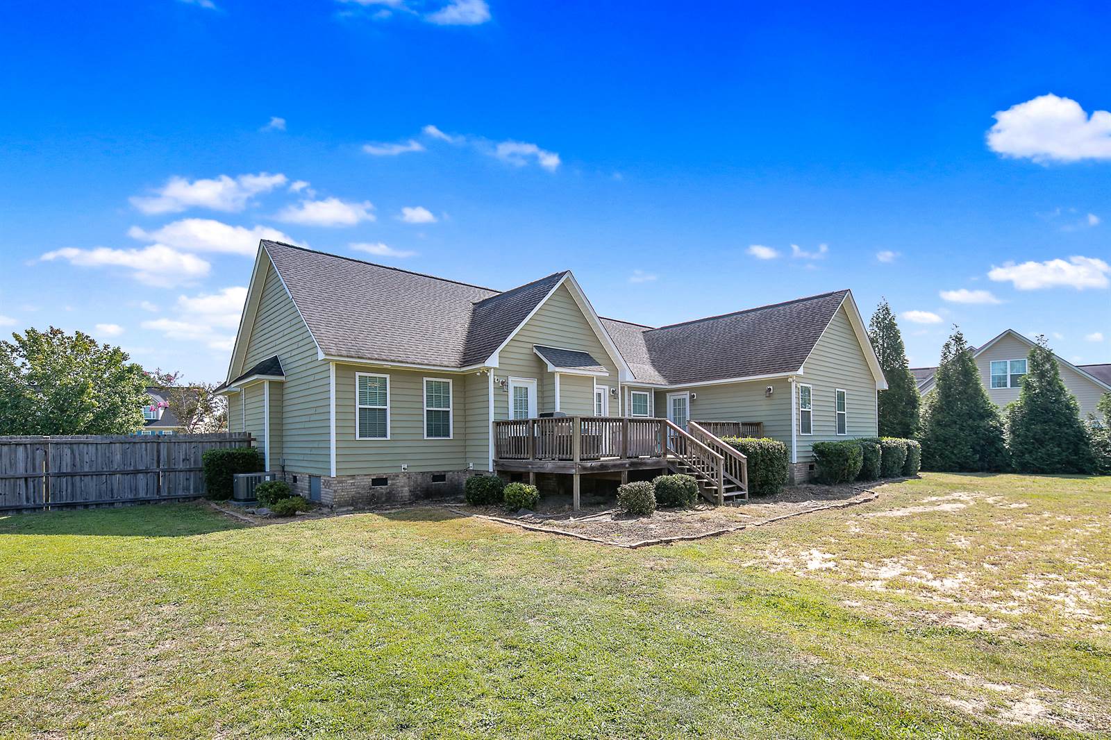 5604 Quiet Acres Lane, Wade, NC 28395