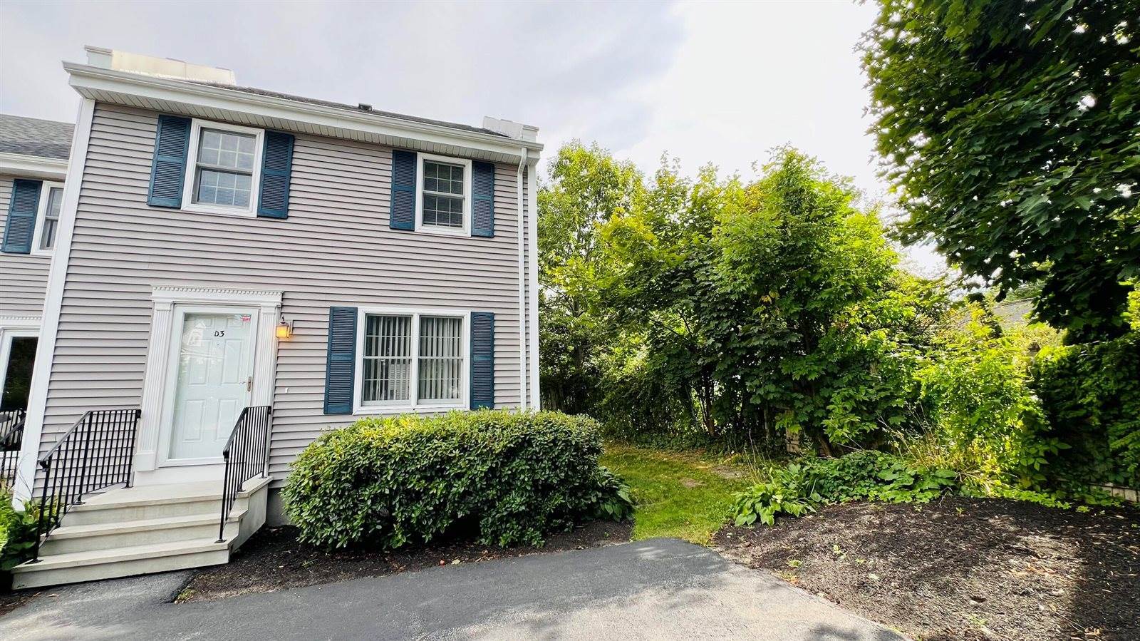 4 Clairmont Court, Portland, ME 04103