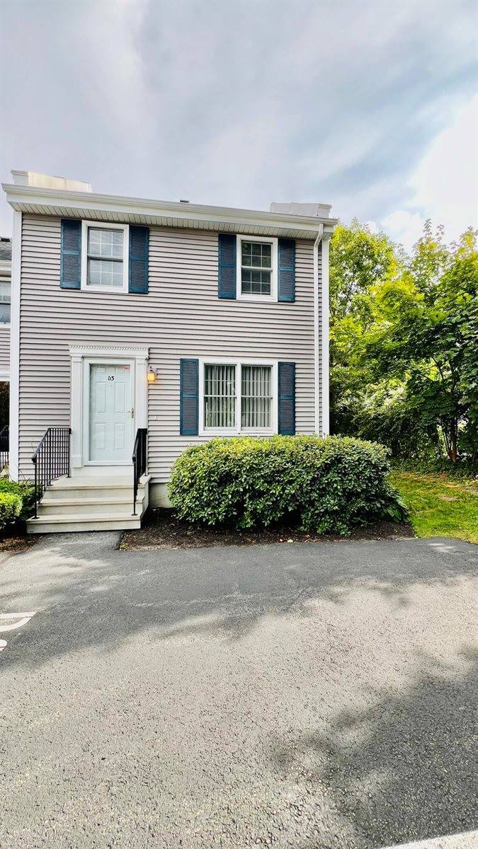 4 Clairmont Court, Portland, ME 04103