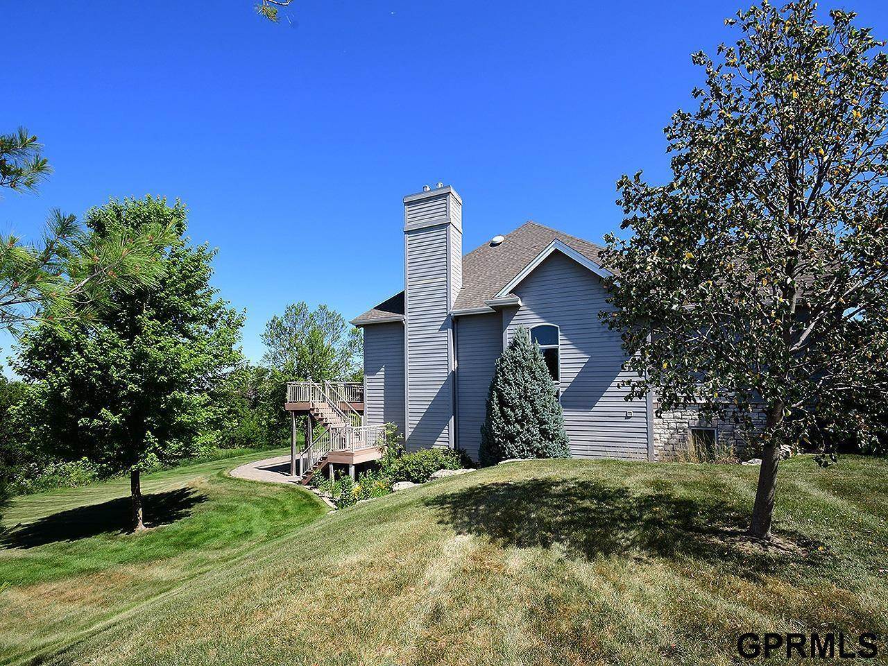 12261 Bobwhite Road, Gretna, NE 68028