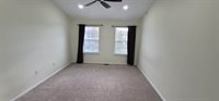 29 Tottenham Ct, Jersey City, NJ 07305