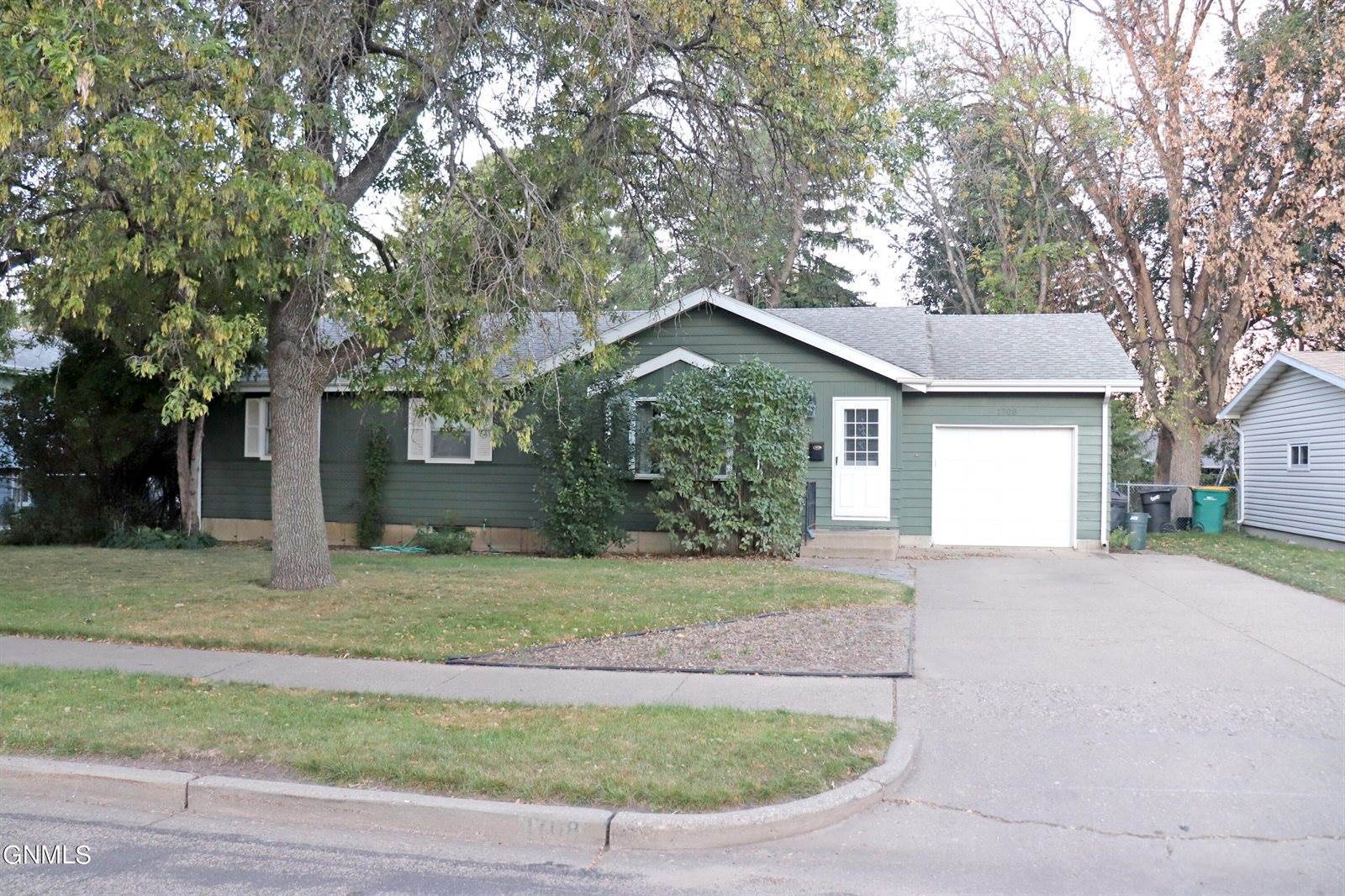 1708 N Bell Street, Bismarck, ND 58501