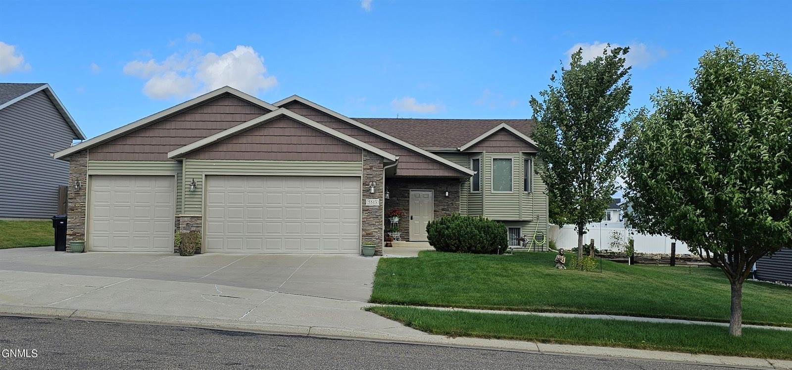 5513 Niagara Drive, Bismarck, ND 58503