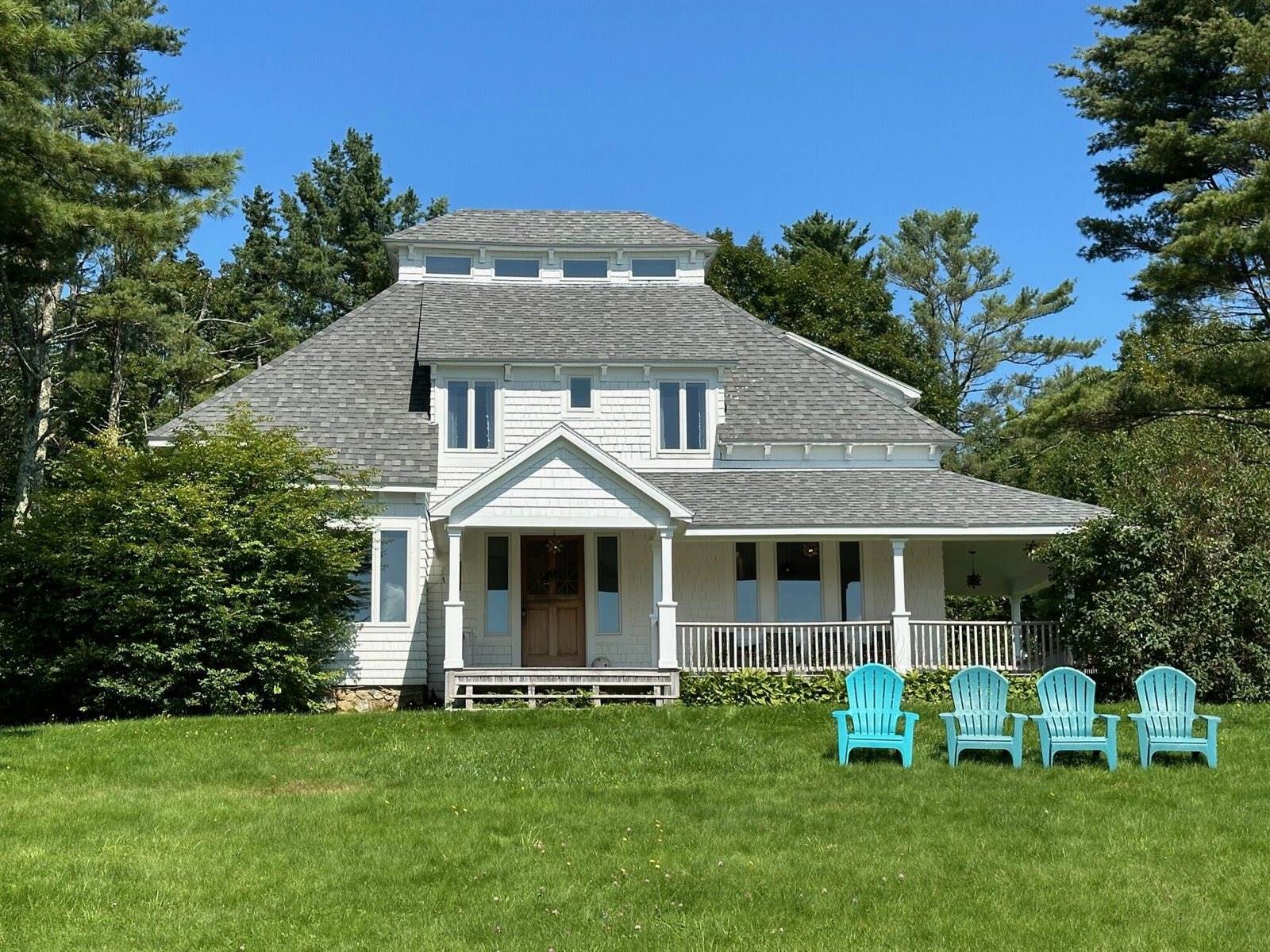 26 Old Searsport Avenue, Belfast, ME 04915