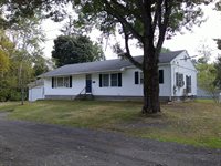 12 Charles Street, Orono, ME 04473