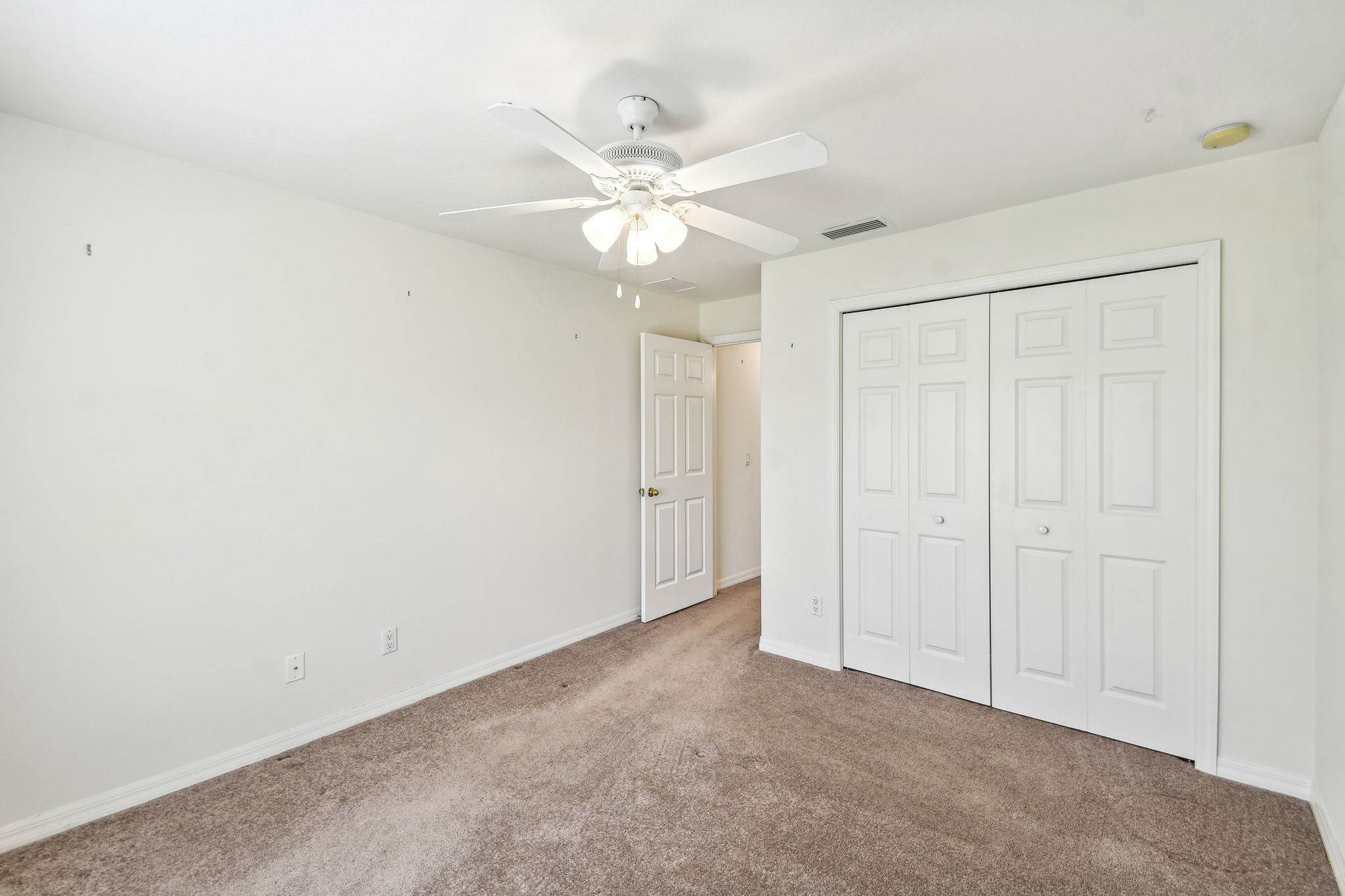 142 Morning Glory Circle, Winter Haven, FL 33884