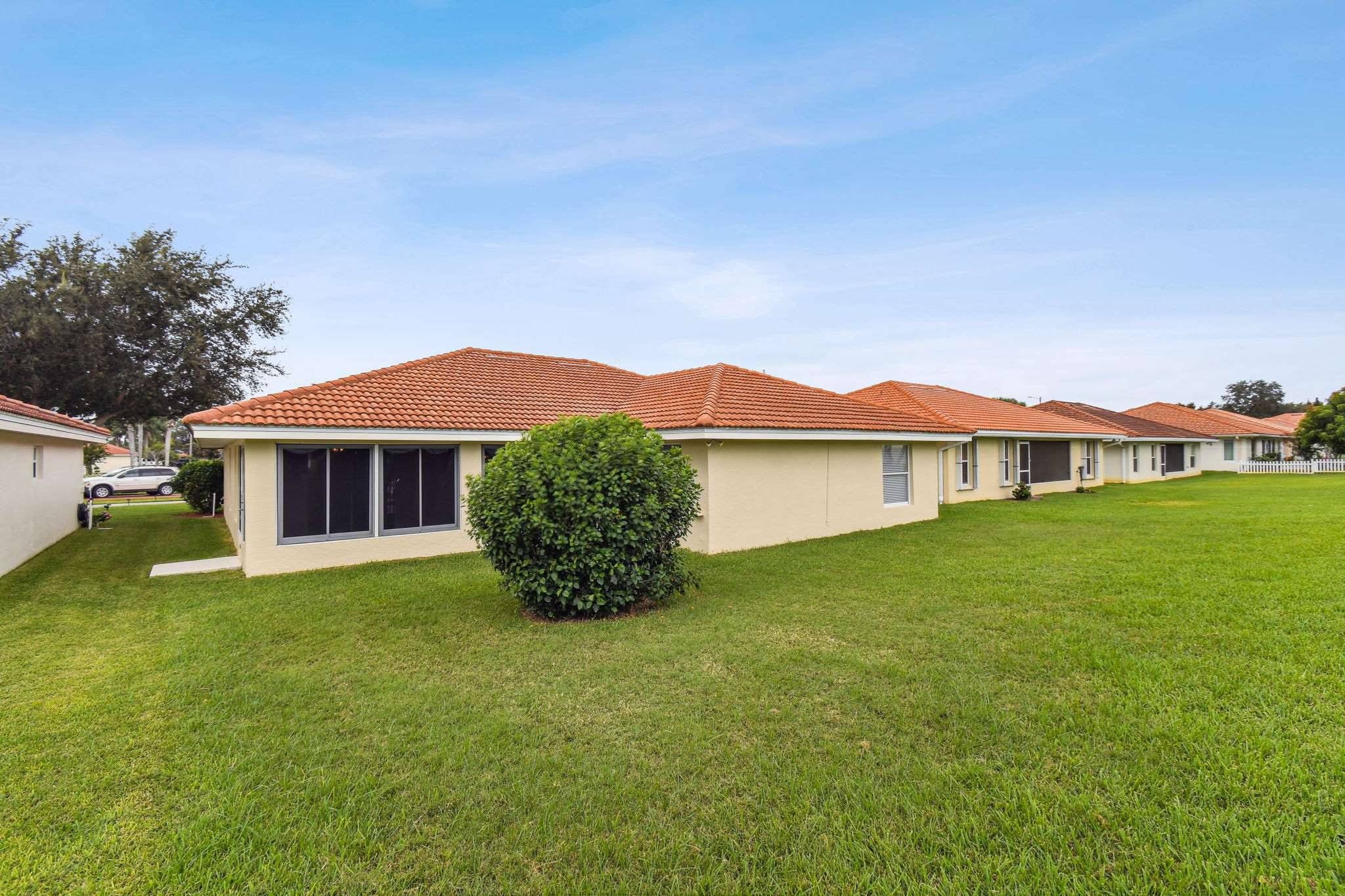 142 Morning Glory Circle, Winter Haven, FL 33884