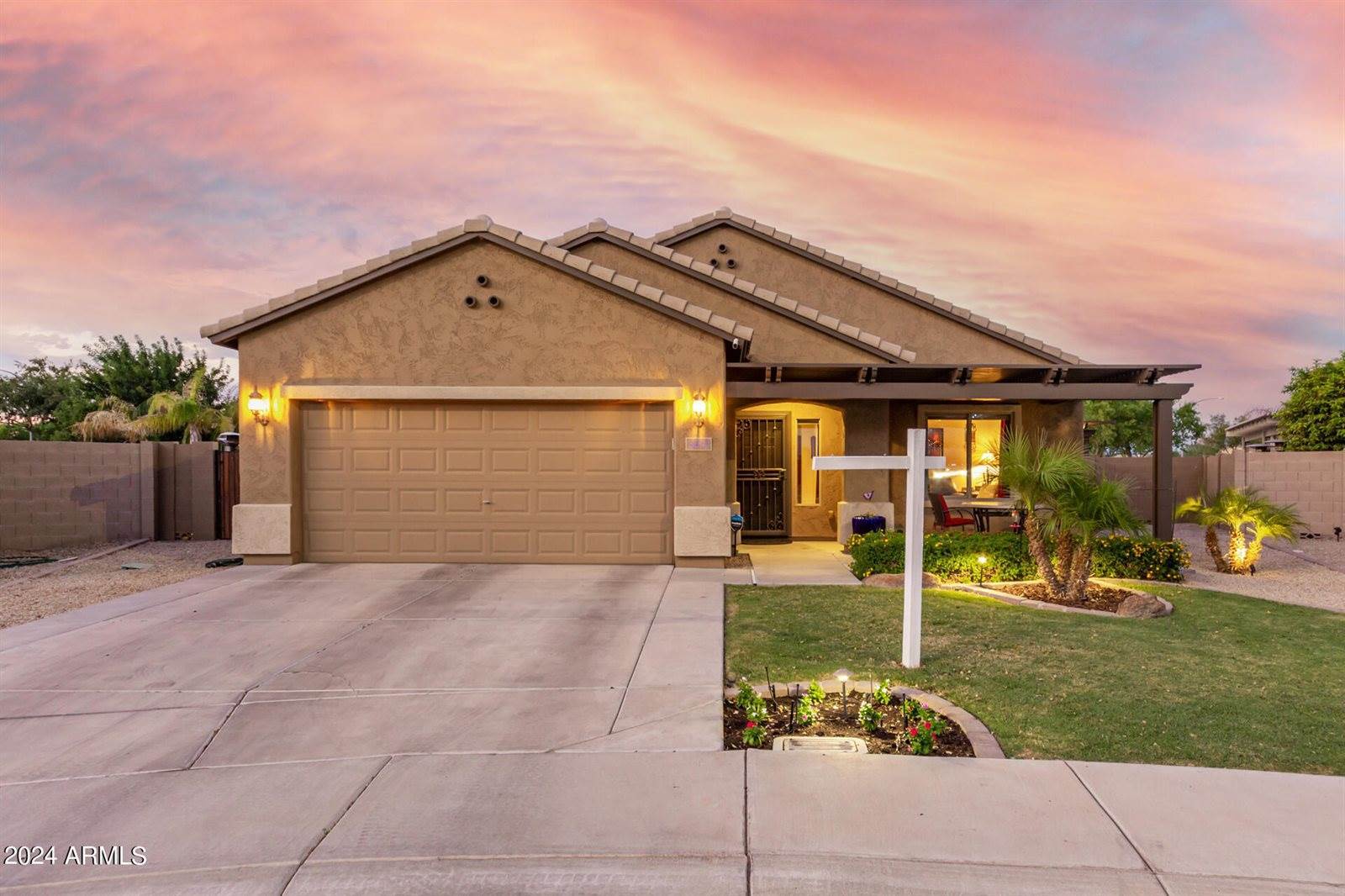 4415 South Hassett Circle, Mesa, AZ 85212