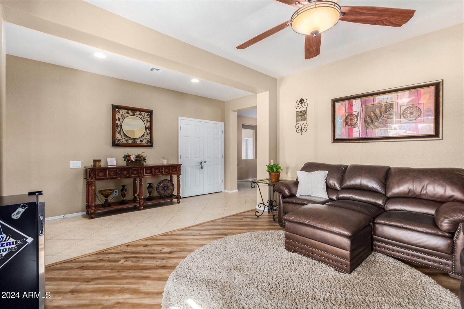 4415 South Hassett Circle, Mesa, AZ 85212