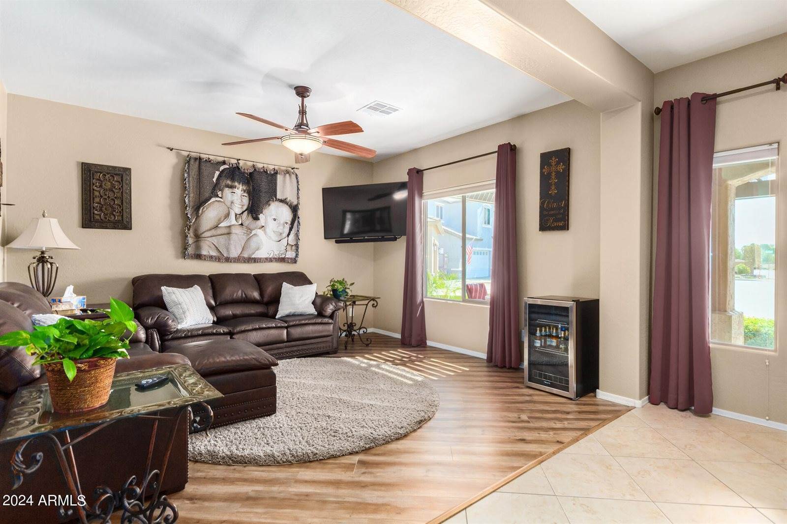 4415 South Hassett Circle, Mesa, AZ 85212