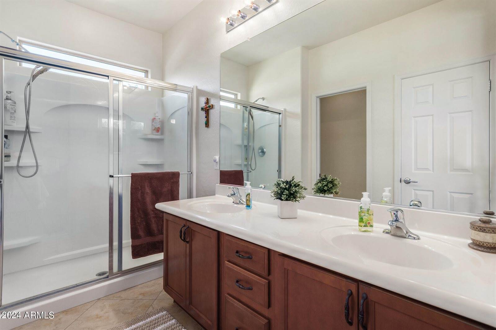 4415 South Hassett Circle, Mesa, AZ 85212