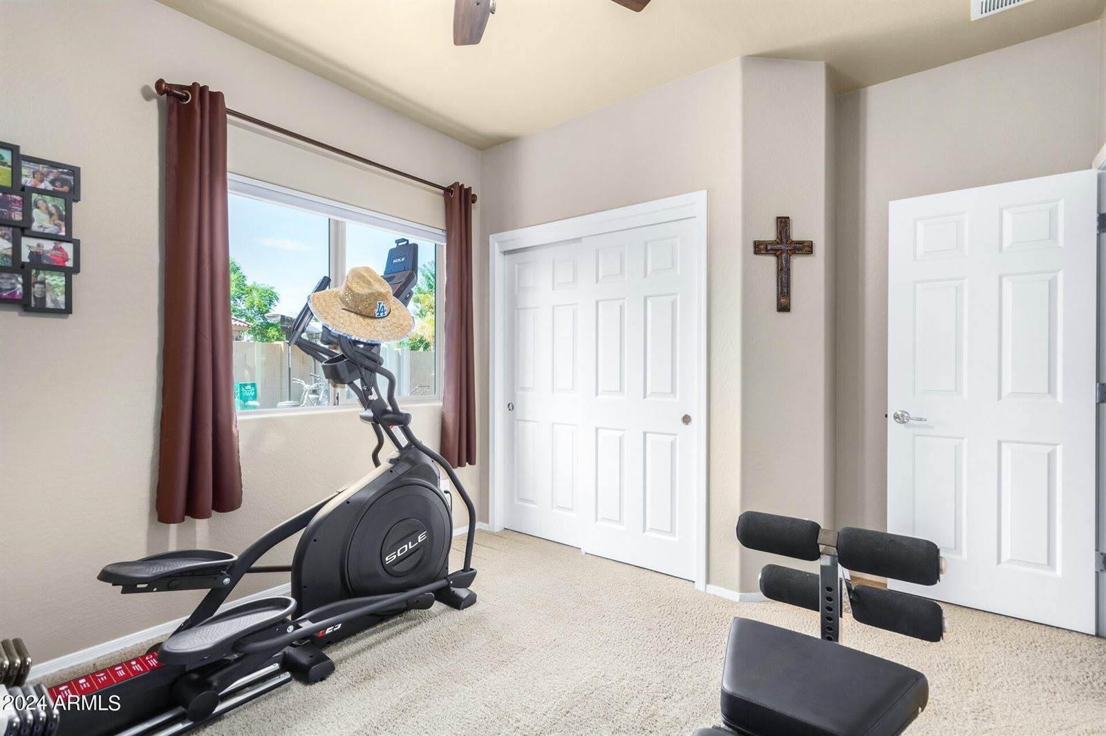 4415 South Hassett Circle, Mesa, AZ 85212