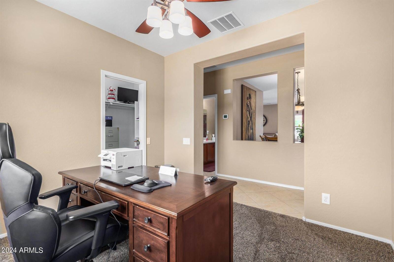 4415 South Hassett Circle, Mesa, AZ 85212