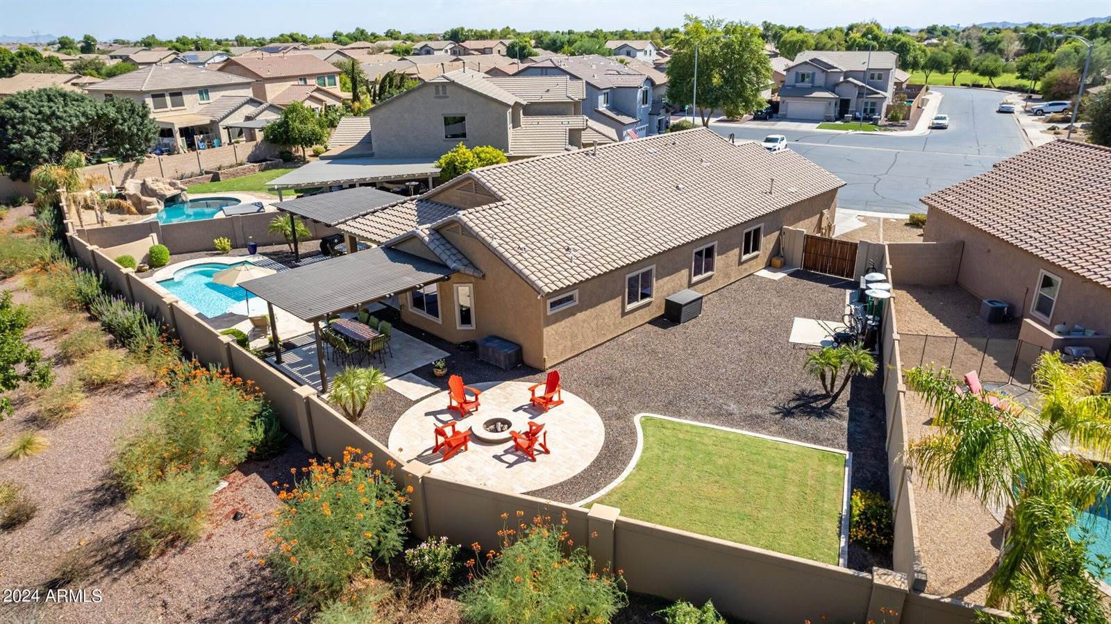 4415 South Hassett Circle, Mesa, AZ 85212