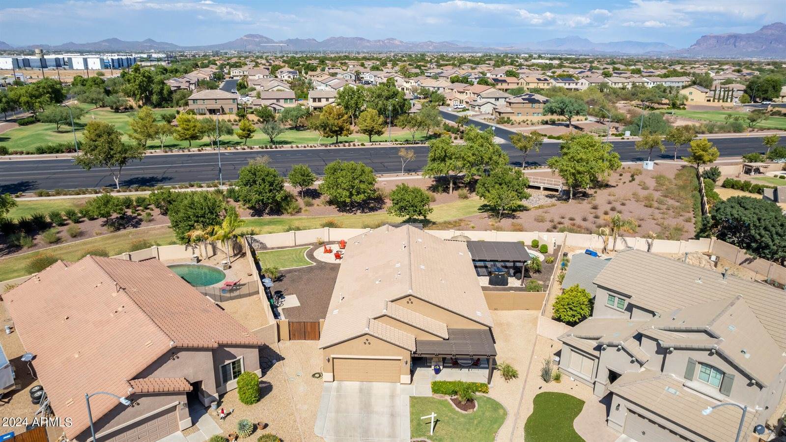 4415 South Hassett Circle, Mesa, AZ 85212