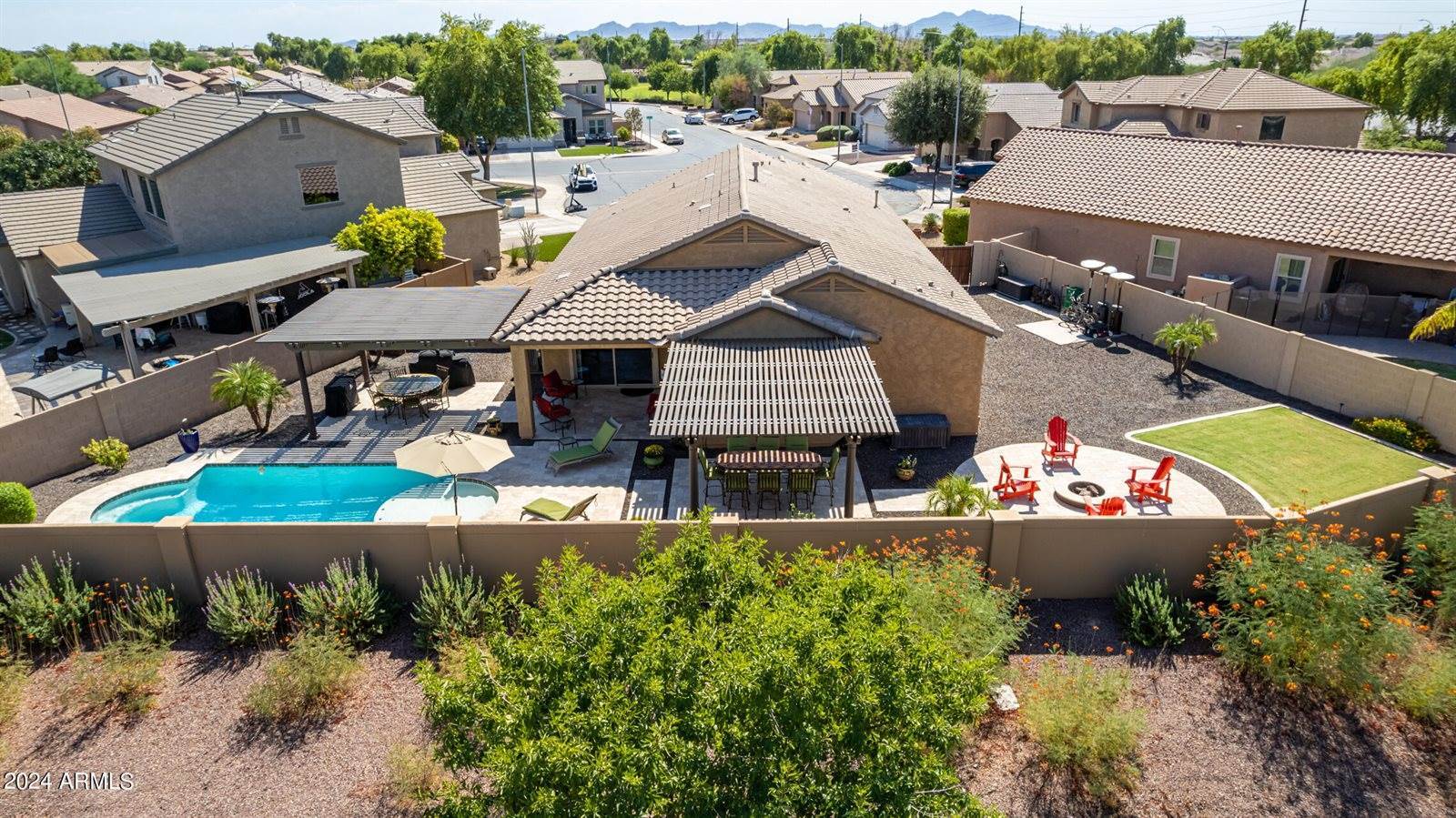 4415 South Hassett Circle, Mesa, AZ 85212