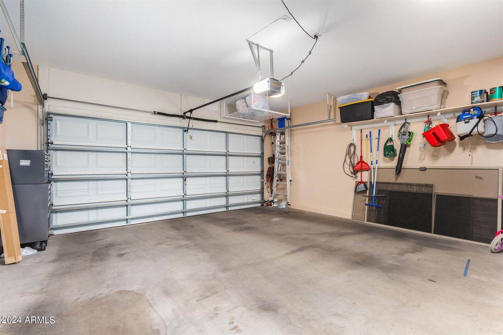 4415 South Hassett Circle, Mesa, AZ 85212