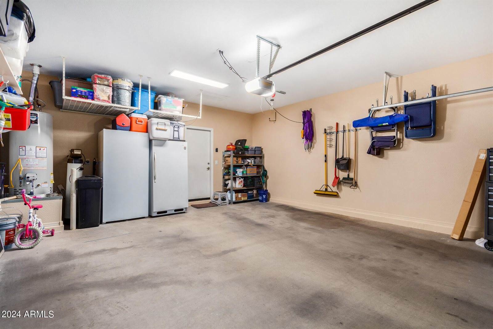 4415 South Hassett Circle, Mesa, AZ 85212