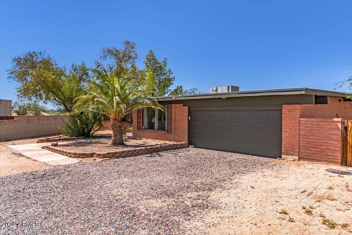 612 West Placita De La Poza --, Tucson, AZ 85704